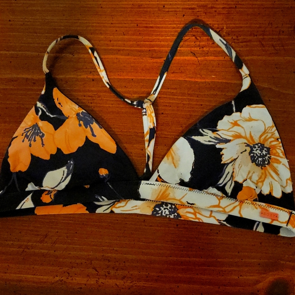 Roxy Top